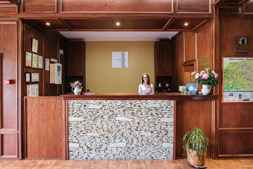 La Conac In Bucovina Hotel Gura Humorului Buitenkant foto