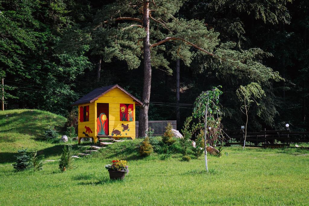 La Conac In Bucovina Hotel Gura Humorului Buitenkant foto