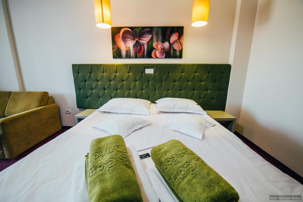 La Conac In Bucovina Hotel Gura Humorului Buitenkant foto
