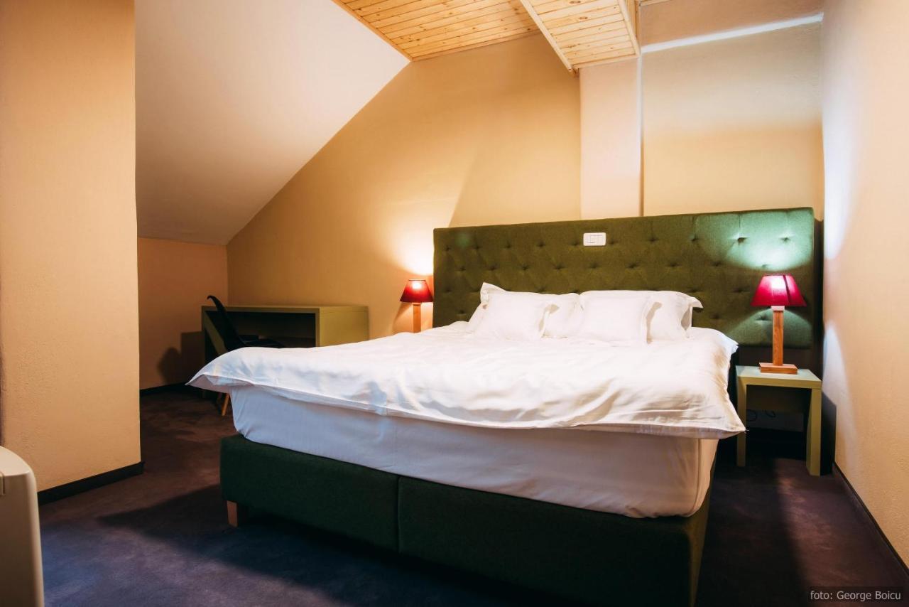 La Conac In Bucovina Hotel Gura Humorului Buitenkant foto